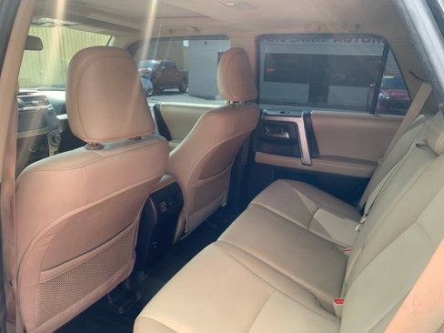 Used 2015 Toyota 4Runner SR5 image 12