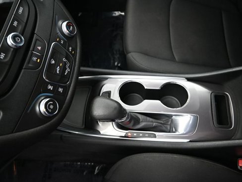 Used 2021 Chevrolet Malibu LS w/ Driver Confidence Package II image 16
