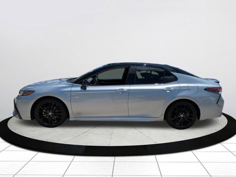 Used 2024 Toyota Camry XSE image 6
