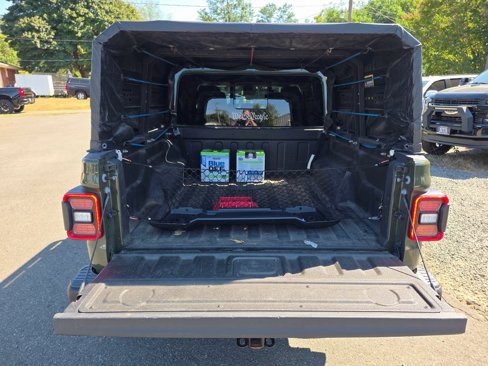 Used 2021 Jeep Gladiator Rubicon image 12