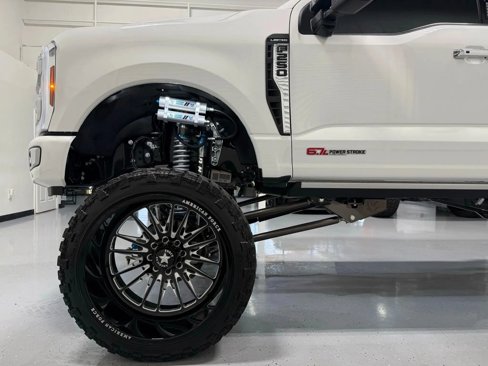 Used 2024 Ford F250 Limited image 5