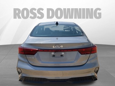 Used 2023 Kia Forte LXS image 5