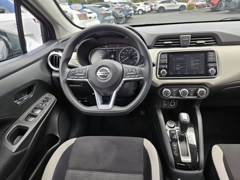 Used 2021 Nissan Versa SV image 15