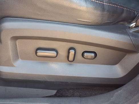 Used 2013 Ford Edge SEL image 12