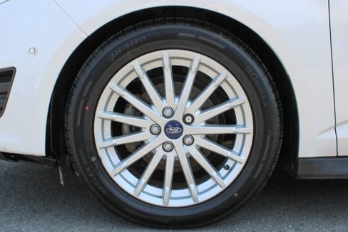 Used 2013 Ford C-MAX SEL image 40