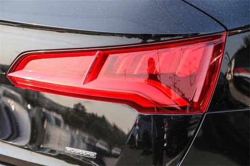 Used 2019 Audi Q5 2.0T Premium w/ Convenience Package image 10