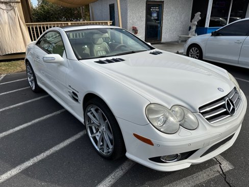 Used 2007 Mercedes-Benz SL 55 AMG image 3