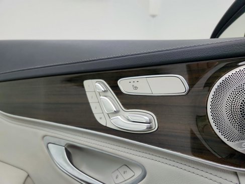 Used 2015 Mercedes-Benz C 300 4MATIC Sedan image 22