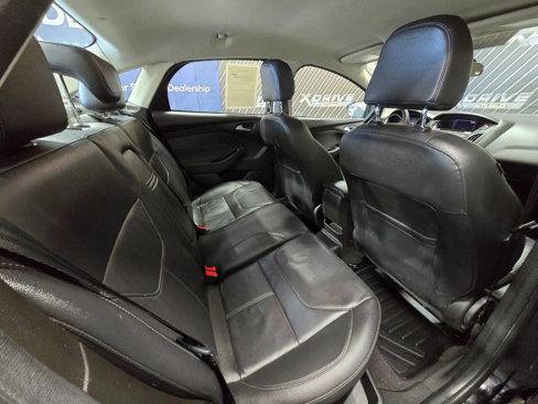 Used 2016 Ford Focus SE w/ Equipment Group 201A image 26
