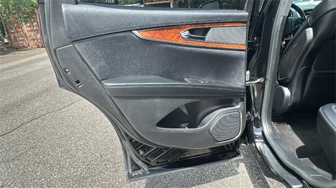 Used 2018 Lincoln MKX Reserve image 21