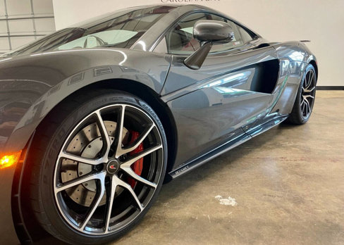 Used 2017 McLaren 570S image 20