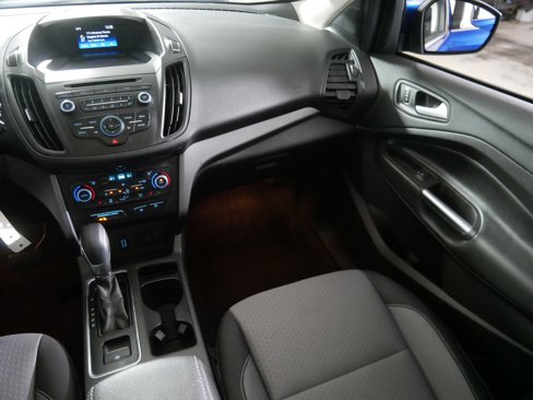 Used 2018 Ford Escape SE image 11
