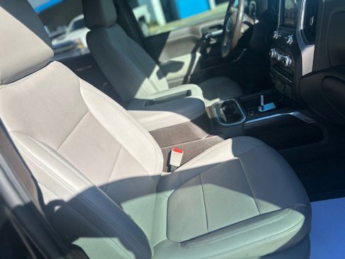 Used 2021 GMC Sierra 1500 SLT w/ SLT Premium Package image 16