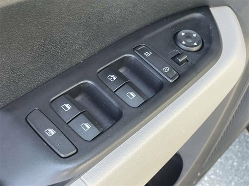 Certified 2023 Hyundai Venue SEL image 14