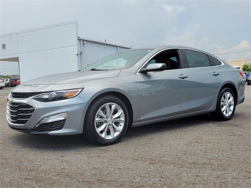 Used 2024 Chevrolet Malibu LT image 3