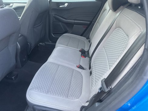 Used 2021 Ford Escape SE w/ SE Sport Appearance Package image 16