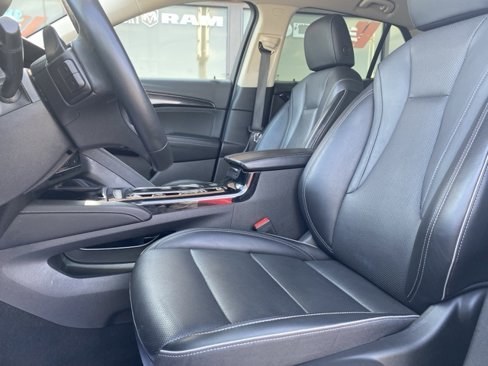 Used 2023 Buick Envision Essence image 21