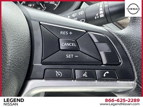 Used 2024 Nissan Altima 2.5 SV image 18