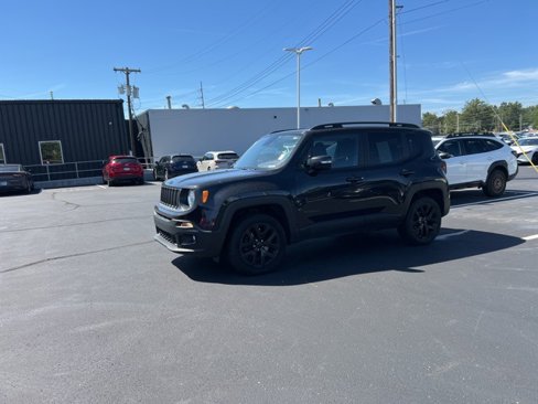Used 2016 Jeep Renegade Latitude image 13