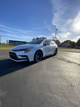 Used 2024 Toyota Corolla SE image 2