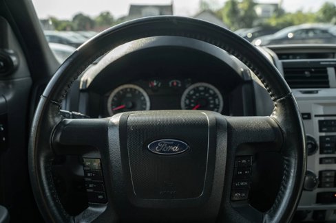 Used 2011 Ford Escape XLT w/ 203A Rapid Spec Order Code image 18