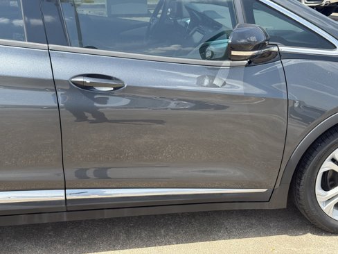 Used 2020 Chevrolet Bolt LT image 11