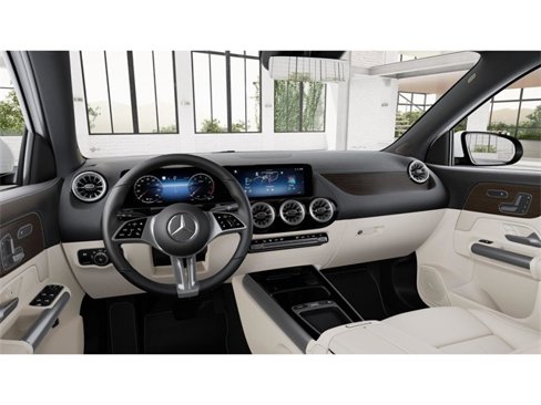 New 2026 Mercedes-Benz GLA 250 4MATIC image 3