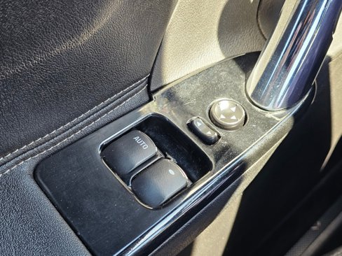 Used 2007 Saturn Sky w/ Premium Trim Pkg image 26