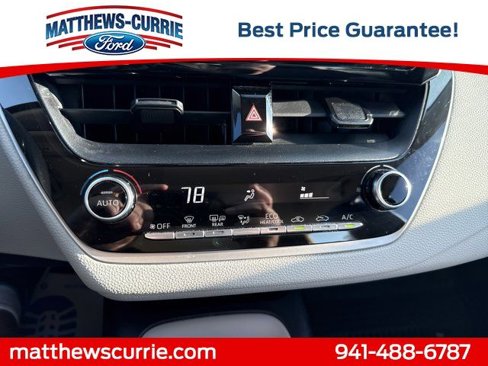 Used 2021 Toyota Corolla LE image 17
