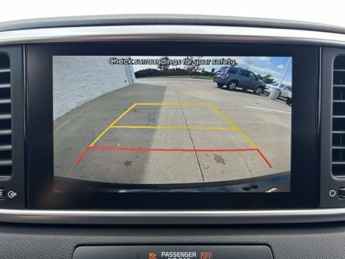 Used 2022 Kia Sportage LX image 27
