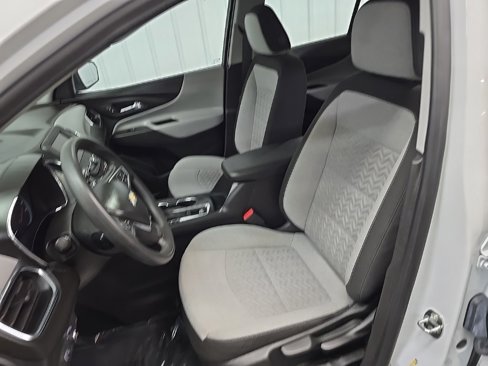 Used 2022 Chevrolet Equinox LS image 29