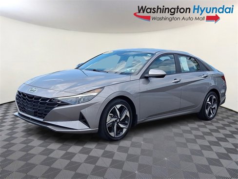 Certified 2023 Hyundai Elantra SEL w/ Convenience Package image 3