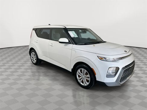 Used 2020 Kia Soul LX image 2