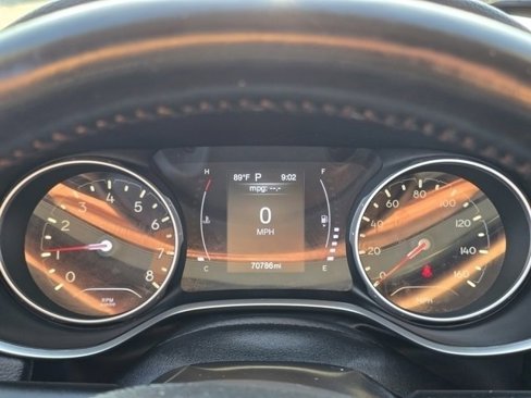 Used 2020 Jeep Compass Latitude w/ Cold Weather Group image 33