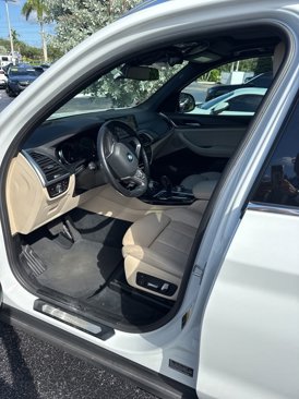 Used 2018 BMW X3 xDrive30i image 3