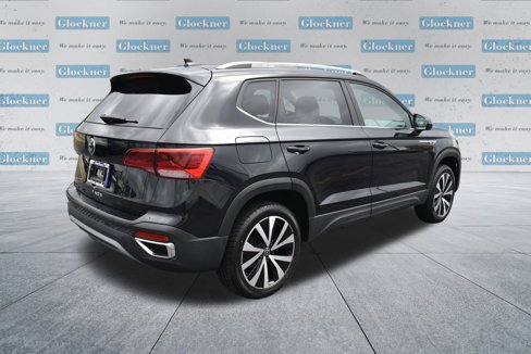 Used 2024 Volkswagen Taos SE image 6