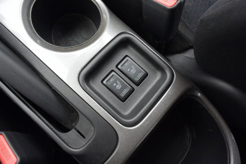 Used 2017 Nissan Juke SV image 25