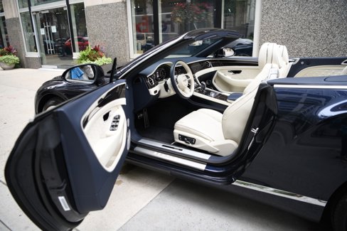 Used 2022 Bentley Continental GT image 7