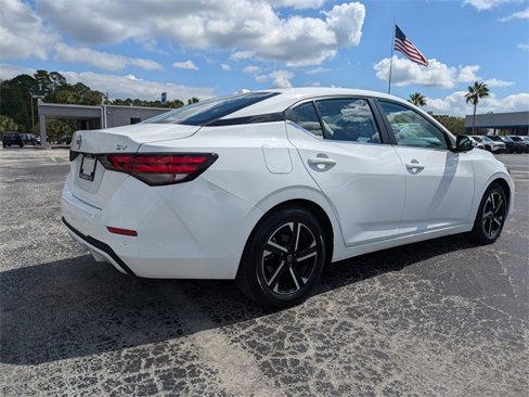 Used 2024 Nissan Sentra SV image 7