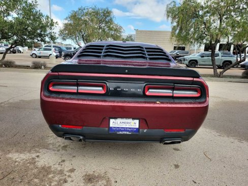 Used 2018 Dodge Challenger SXT w/ Blacktop Package image 5