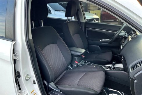 Used 2019 Mitsubishi Outlander Sport LE image 7
