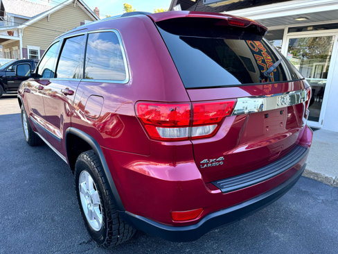 Used 2012 Jeep Grand Cherokee Laredo w/ Laredo E Group image 4