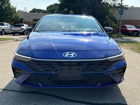 New 2025 Hyundai Elantra Sport image 2