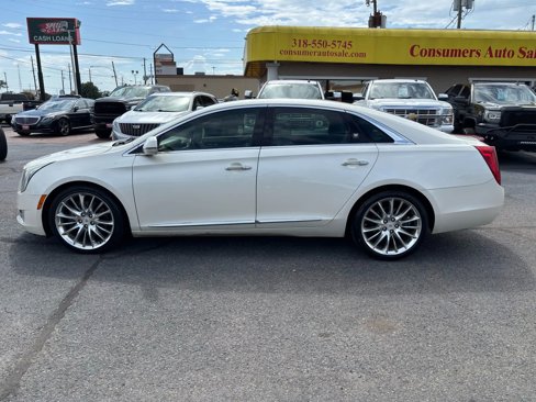Used 2013 Cadillac XTS Platinum image 2