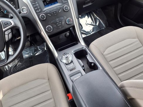 Used 2019 Ford Fusion S image 9
