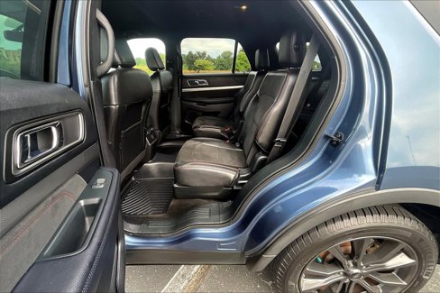 Used 2018 Ford Explorer XLT w/ Equipment Group 202A image 19