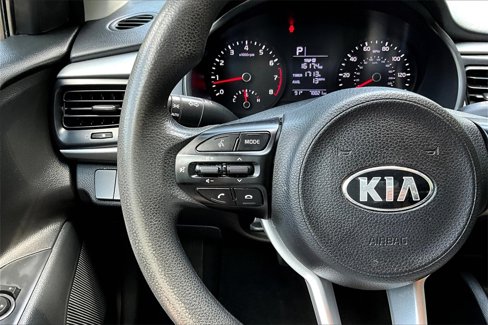 Used 2021 Kia Rio S image 11