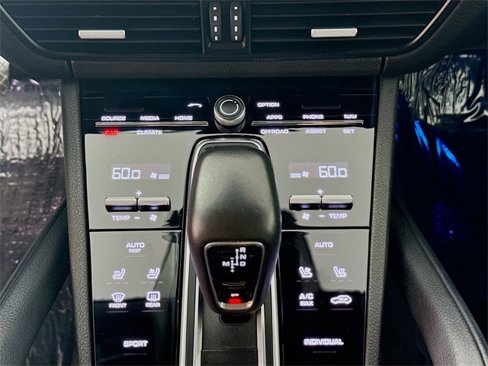 Certified 2019 Porsche Cayenne image 13