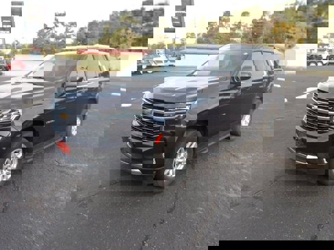 Used 2024 Chevrolet Tahoe LT image 7