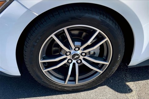 Used 2017 Ford Mustang Premium image 10